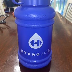 Indigo hydrojug